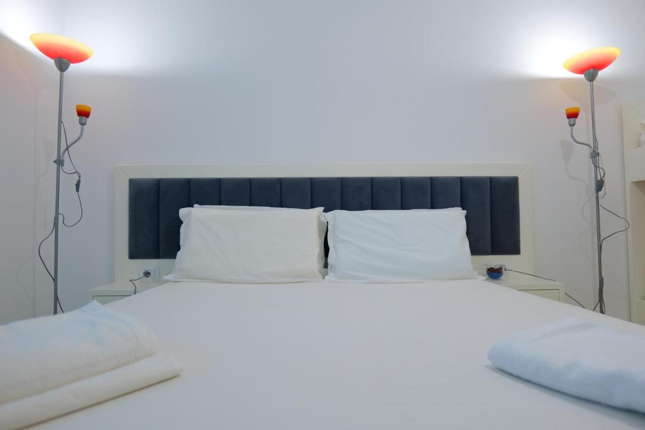 Davide Rooms Sarandë Exterior foto